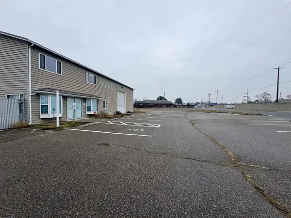 1310 Road 36, Pasco, WA 99301