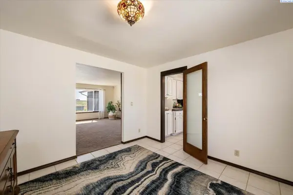 700 Blanton Road, Eltopia, WA 99352-8840