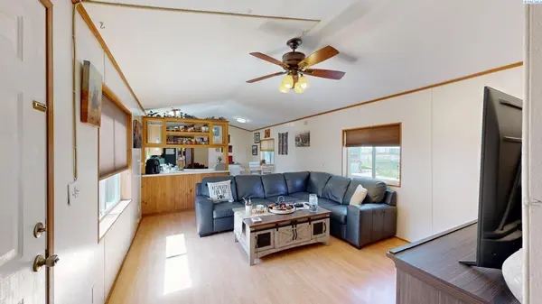 255 NW Golden Hills Dr. #46 #46, Pullman, WA 99163