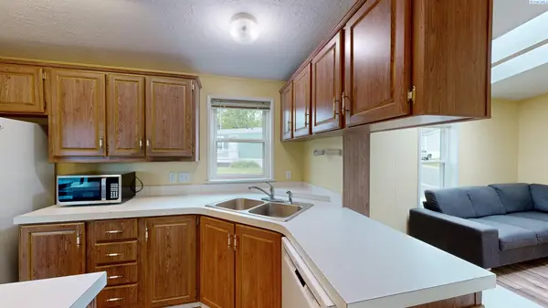 260 NW Golden Hills #51, Pullman, WA 99163