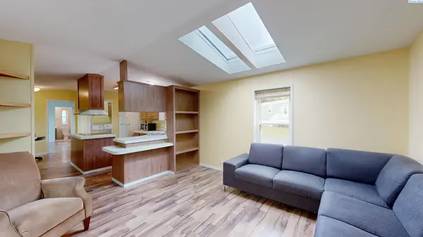 260 NW Golden Hills #51, Pullman, WA 99163
