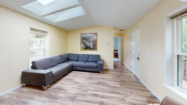 260 NW Golden Hills #51, Pullman, WA 99163