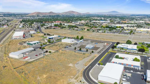 480 N Roosevelt Street, Kennewick, WA 99336