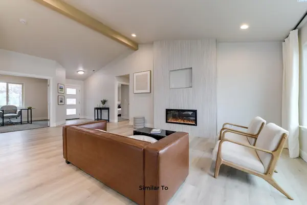 1611 Parkwood Ct, Grandview, WA 98930