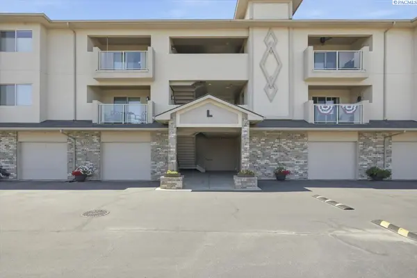 3710 W Canyon Lakes Dr. L-104, Kennewick, WA 99337