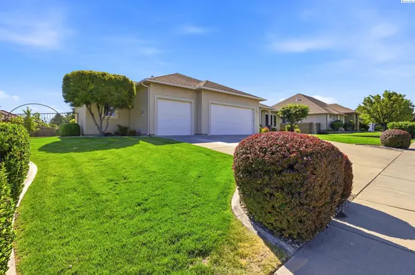 1811 S Dawes Street, Kennewick, WA 99338