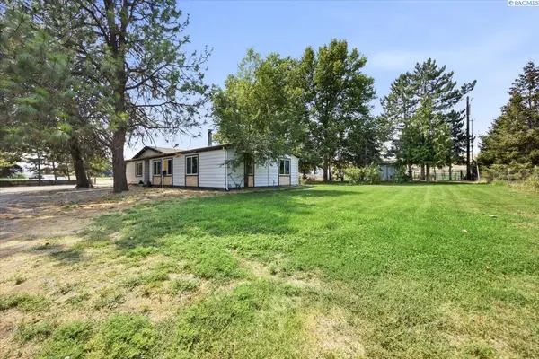 60807 E Main Pr SE, Benton City, WA 99320