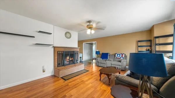 416 N Road 36, Pasco, WA 99301