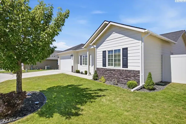 86 Ellie Ann Ct, Prosser, WA 99350