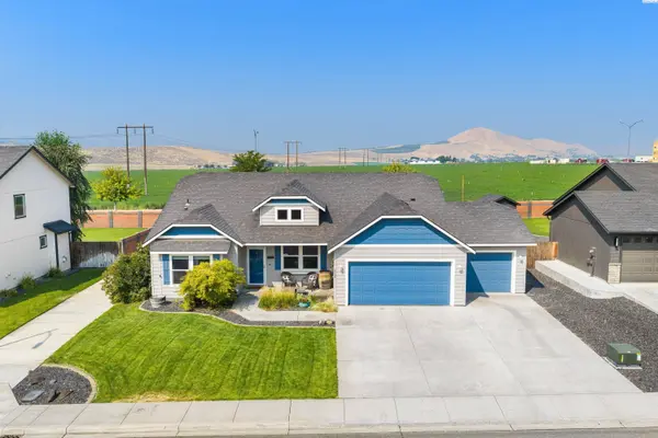 6199 Teak Ln,  West Richland,  WA 99353