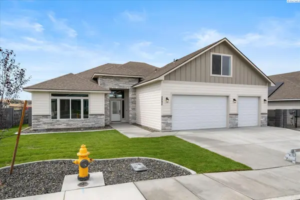 2892 S Alaska St, Kennewick, WA 99338