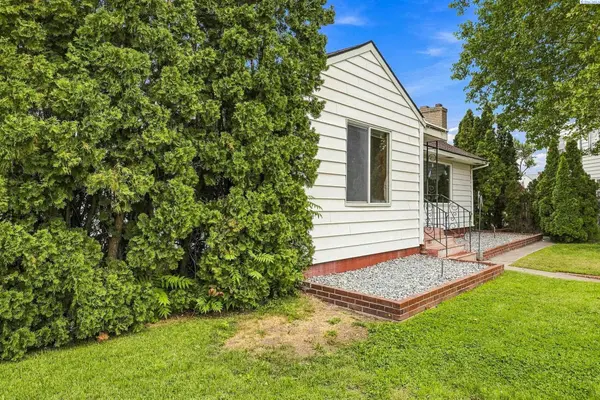 1511 Farrell Lane, Richland, WA 99354