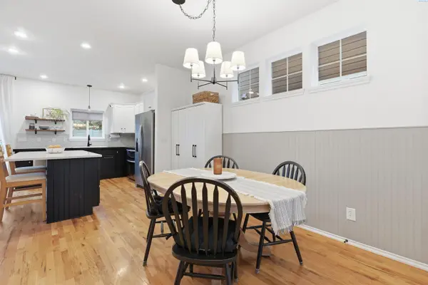 1273 SW Big Sky Ct, Pullman, WA 99163
