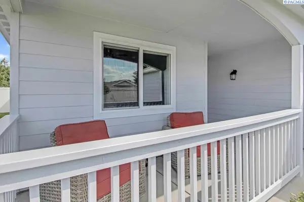 1534 Larkspur Dr, Richland, WA 99352