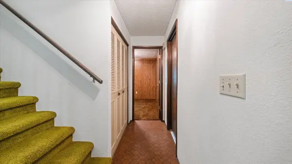 2519 Cordoba Ct, Richland, WA 99354