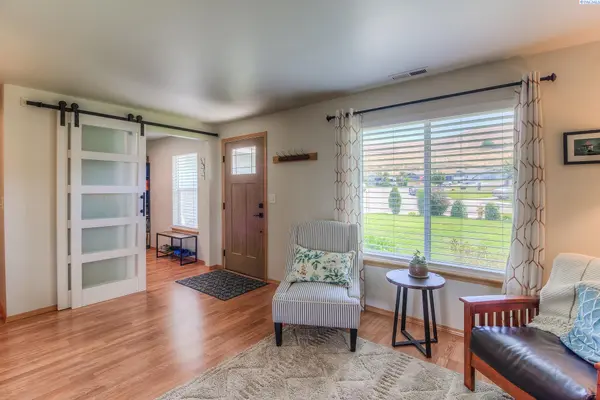 120 SW Malibu Dr., Prosser, WA 99350