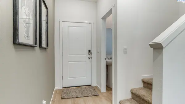 2251 Tall Sage Ave, Richland, WA 99352