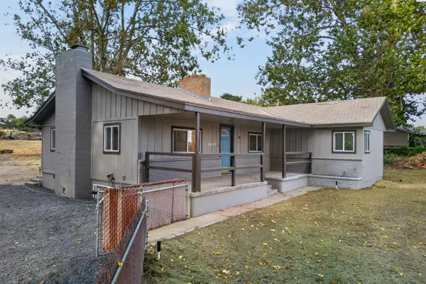 6605 Argent Rd, Pasco, WA 99301