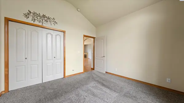 3710 W Canyon Lakes Drive #G102, Kennewick, WA 99337