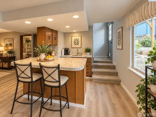 808 E Oak St, Othello, WA 99344