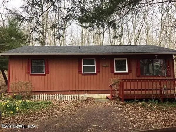 1131 Broken Ski RD, Henryville, PA 18332