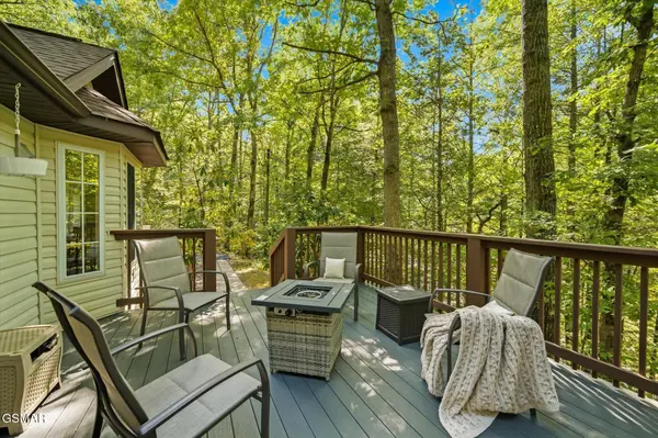 688 Ownby Drive, Gatlinburg, TN 37738