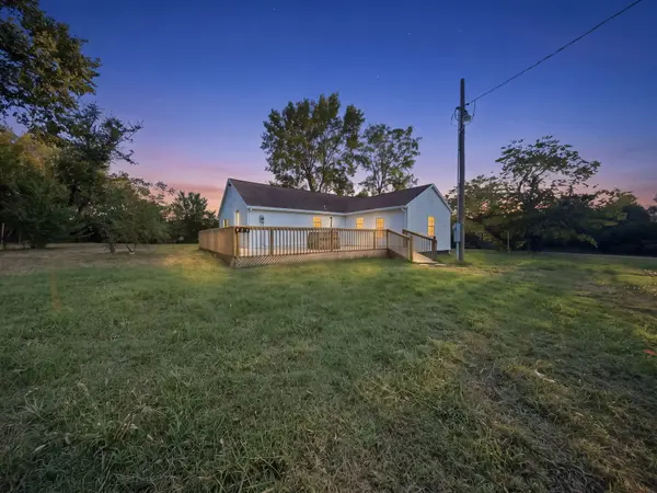 245 W Clinton ST, Rogersville, MO 65742