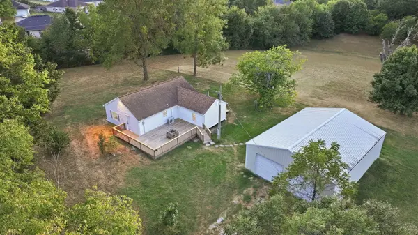 245 W Clinton ST, Rogersville, MO 65742