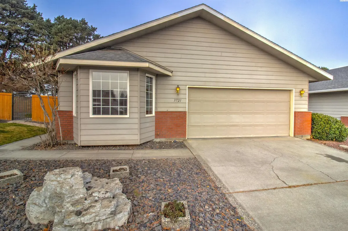 3721 W 29th Ct, Kennewick, WA 99337