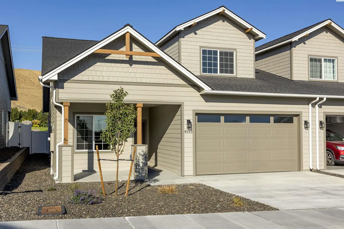 4553 Grove Ct., West Richland, WA 99353