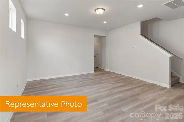 6424 Paw Creek RD, Charlotte, NC 28214