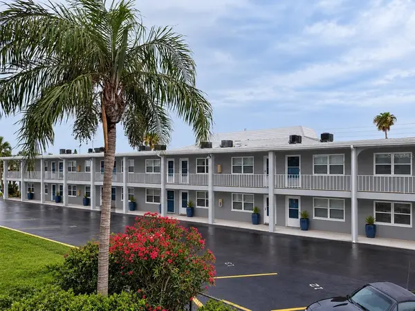 9715 HARRELL AVE #14, Treasure Island, FL 33706