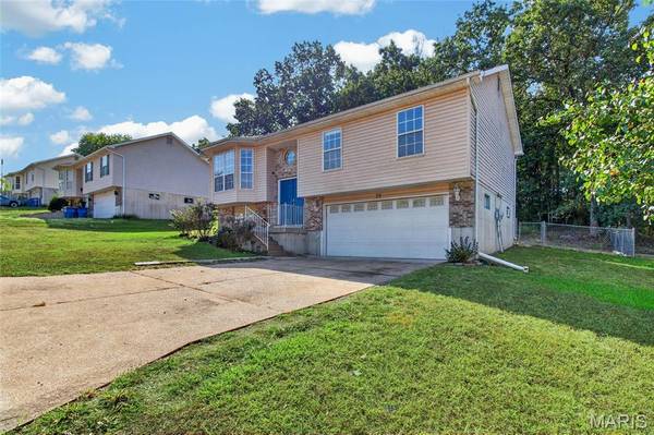73 Adventura, Festus, MO 63028