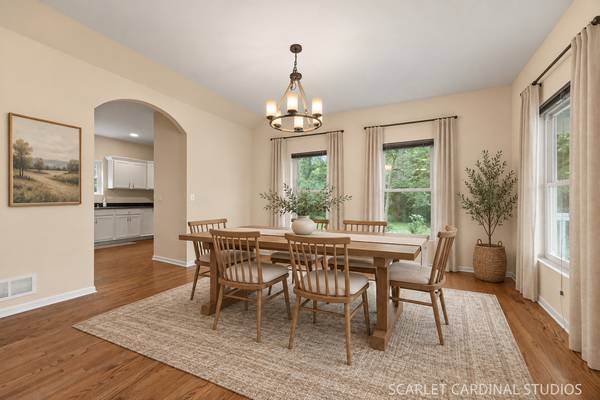 444 Cambridge WAY, Bolingbrook, IL 60440