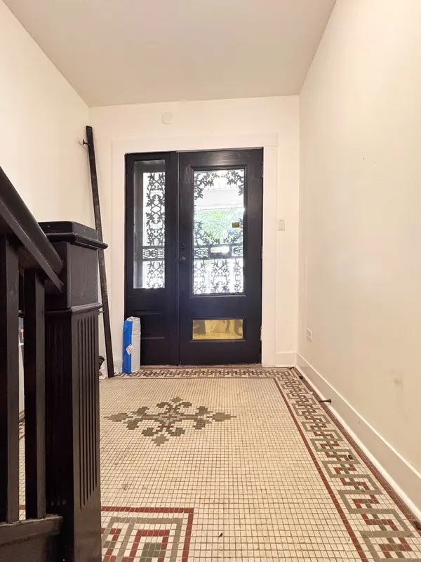 3316 W Flournoy ST #1, Chicago, IL 60624