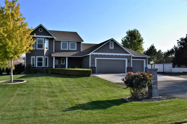 102705 Nicole Dr,  Kennewick,  WA 99338