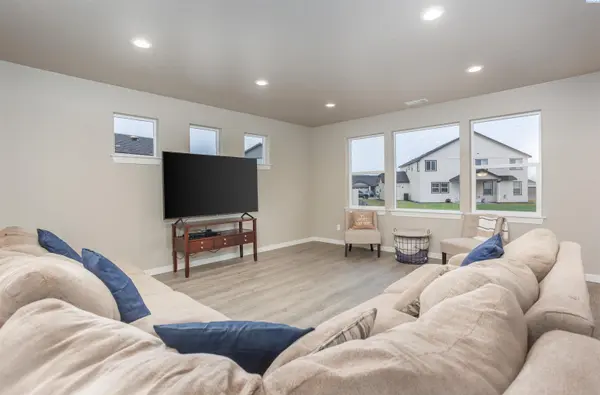 6120 Berea Lane, Pasco, WA 99301