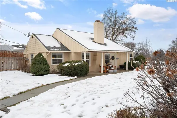1201 5th St,  Prosser,  WA 99350-1324