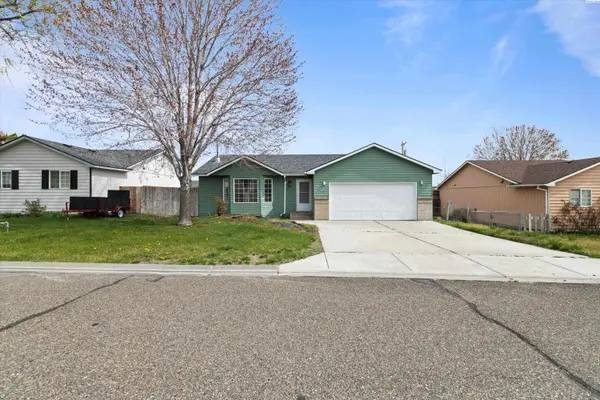 1541 NE 11th St,  Benton City,  WA 99320