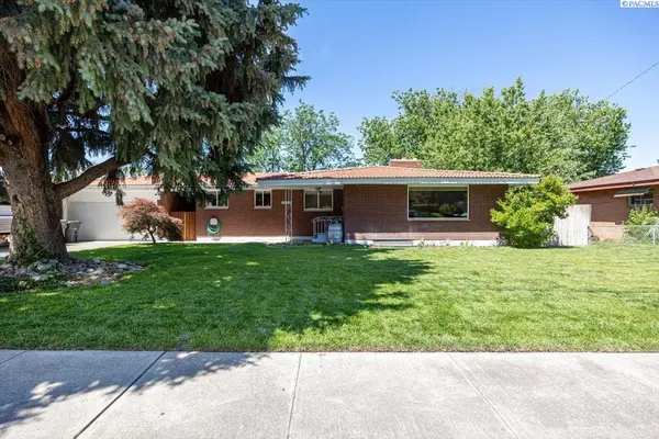 1930 W 9th Place, Kennewick, WA 99336