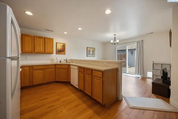 2515 W Grand Ronde Avenue Unit D #D, Kennewick, WA 99336