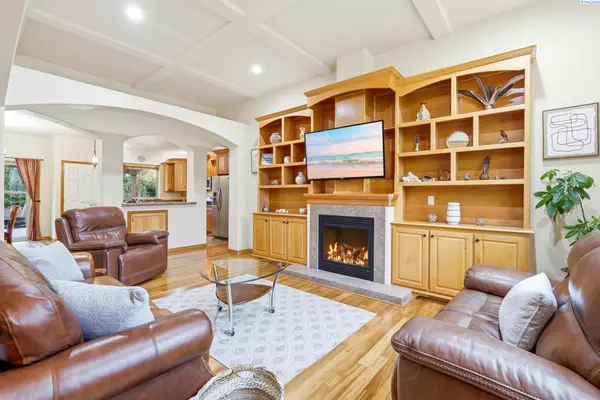 3624 Nottingham Drive, Richland, WA 99352