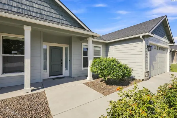 4412 Meadow View Drive, Pasco, WA 99301