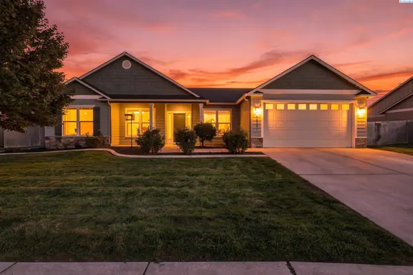 4412 Meadow View Drive, Pasco, WA 99301