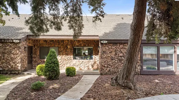 4214 W Klamath Ave #B1, Kennewick, WA 99336