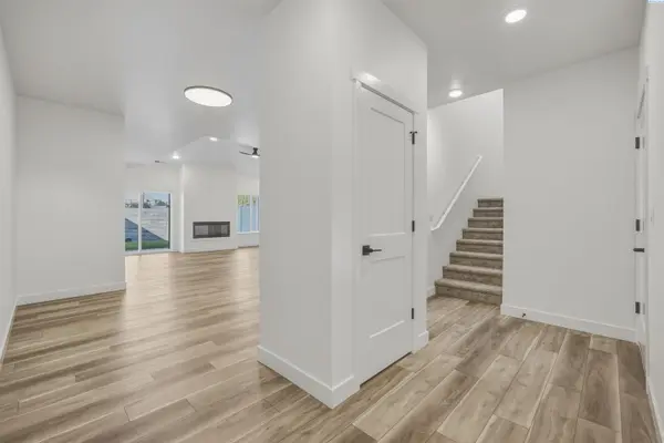 4553 Grove Ct., West Richland, WA 99353