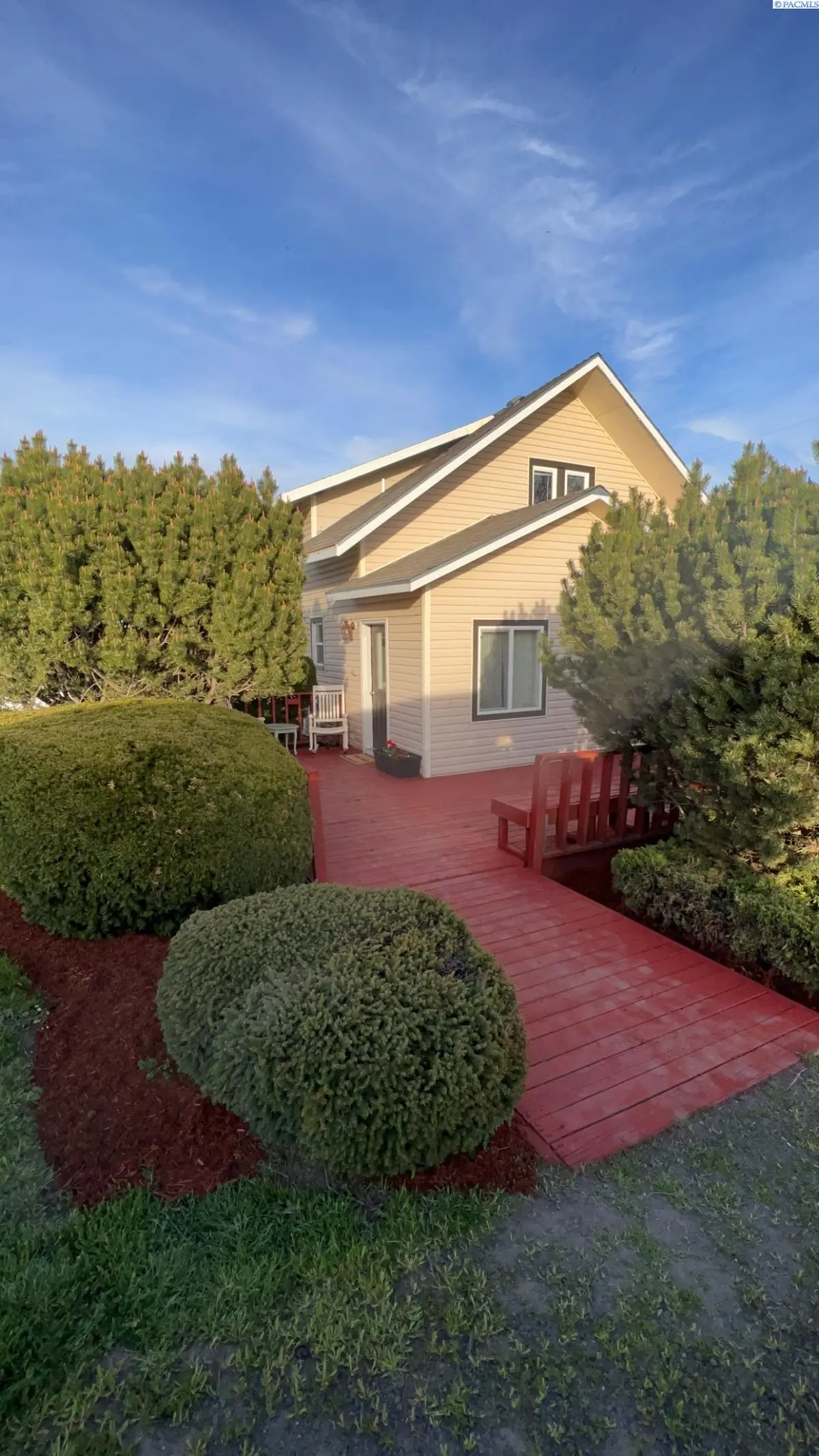 202 N High Street, Uniontown, WA 99179