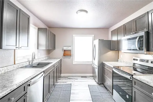 214 E 1st ST, Appleton City, MO 64724