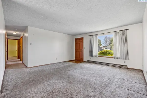 681 S 2nd Avenue, Connell, WA 99326