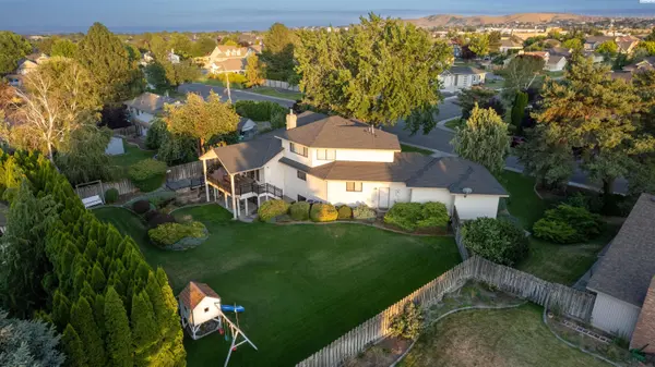 4608 W 19th Ave, Kennewick, WA 99338